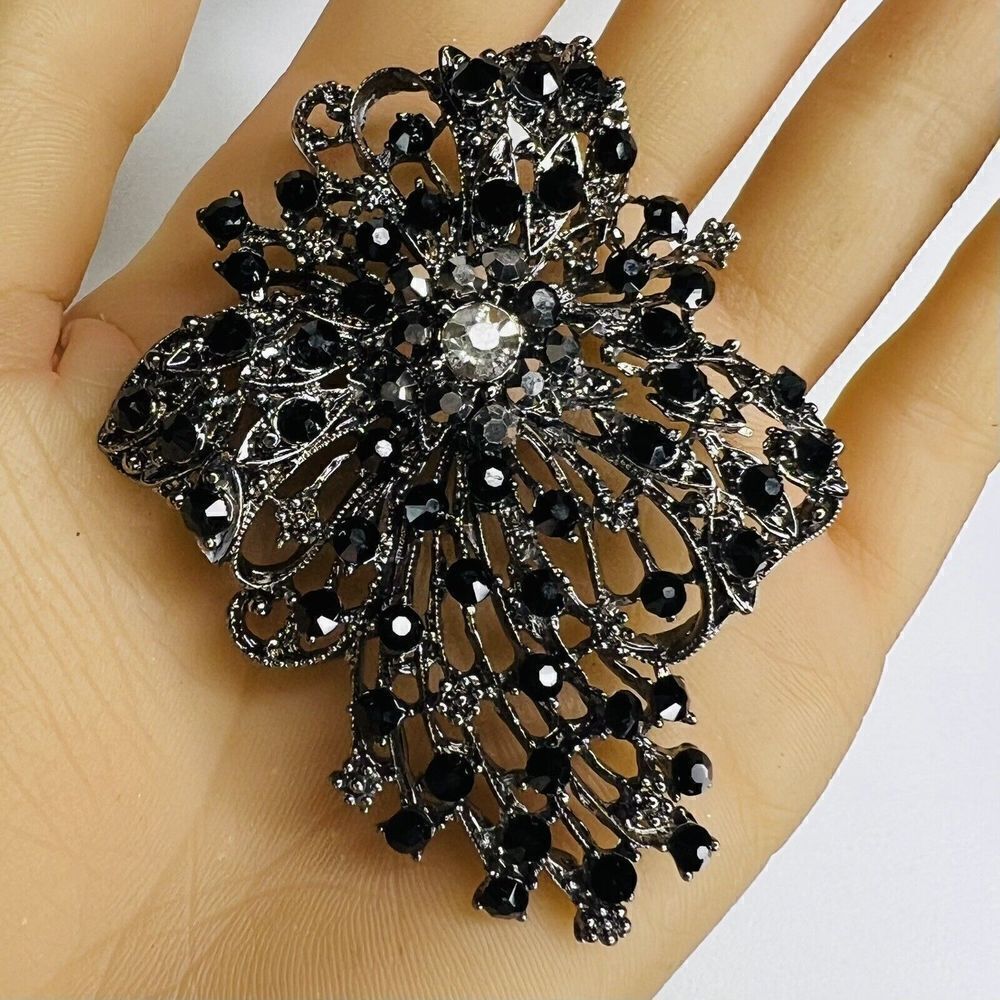 Vintage Huge Flower Bow Burst Black Rhinestones Brooch Gunmetal Tone PRETTY 4049